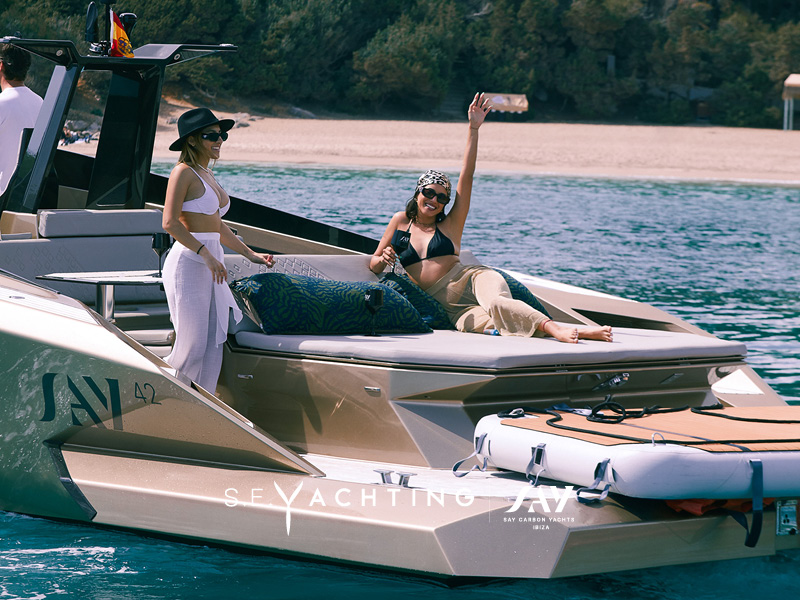 Y Luxury Superboat Charter Ibiza12